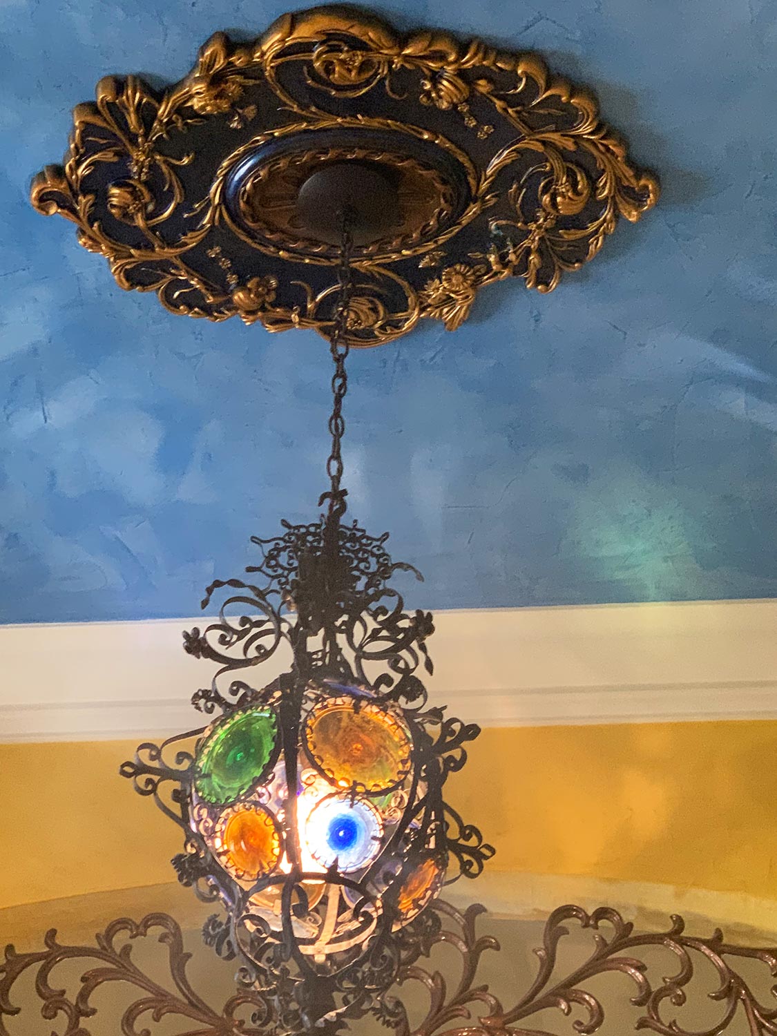 Ceiling Medallion Blue Diamond 20 in. x 30-1/2 in. CCMF-094 - Image 4